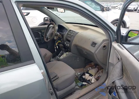 2007 Hyundai Tucson Gls from USA, damaged, VIN KM8JM12B27U649116